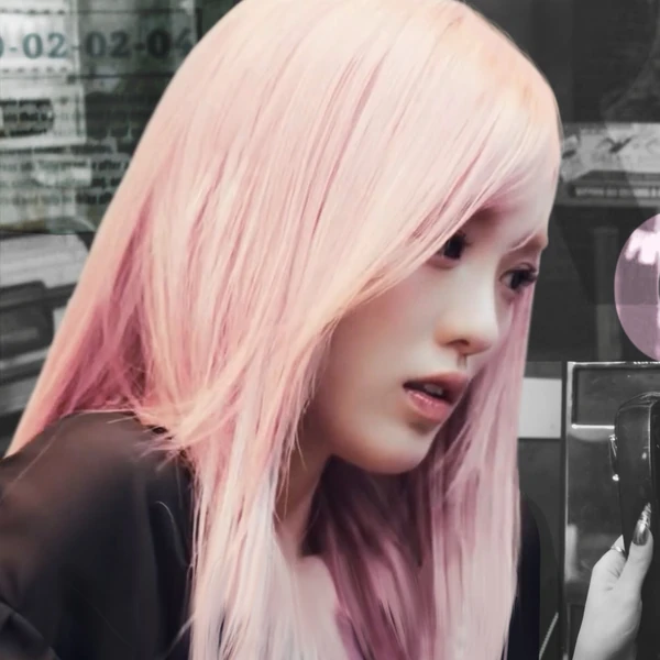 Shining profile picture of Rio (NiziU) on today's Choeaedol