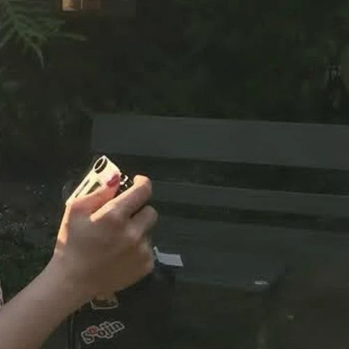 充滿粉絲愛意的受珍 (Weeekly)人氣照片