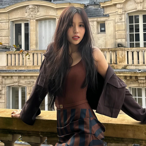 今日最受喜愛的Mina (TWICE)