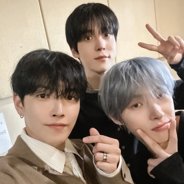 Top Photo Full of Hongjoong (ATEEZ) Love