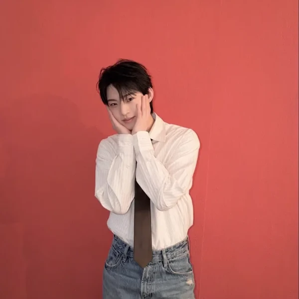 Top Photo Full of Hyojin (ONF) Love