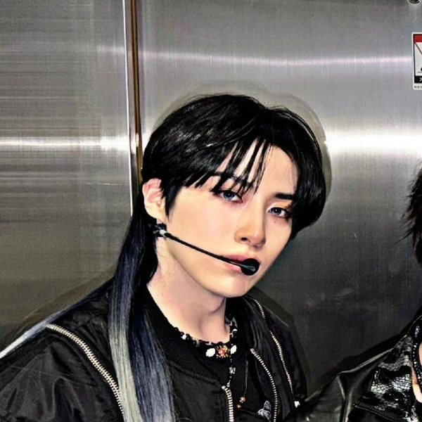 Shining profile picture of ONEUS on today's Choeaedol