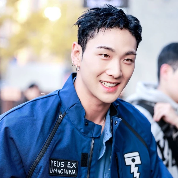 오늘 가장 사랑받은 백호의 모습