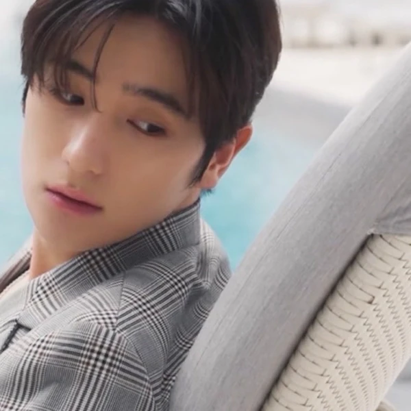 Top Photo Full of Hyunjae (THE BOYZ) Love