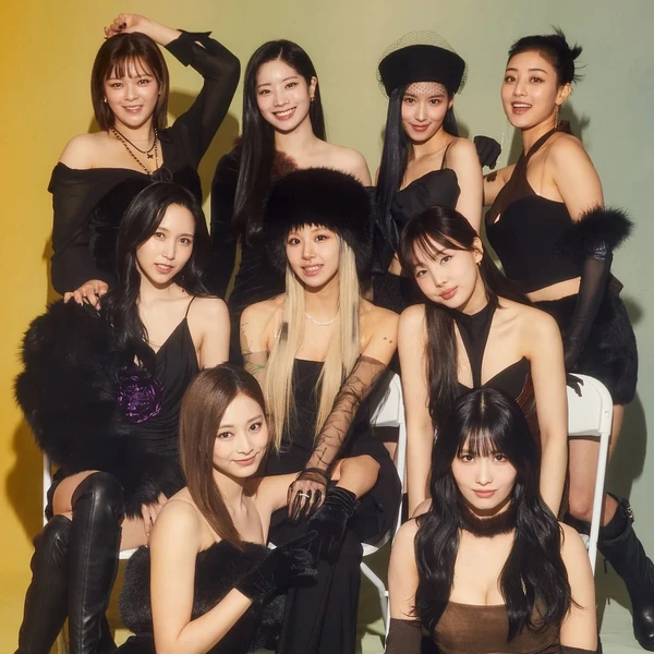 팬들이 뽑은 TWICE 최고의 순간