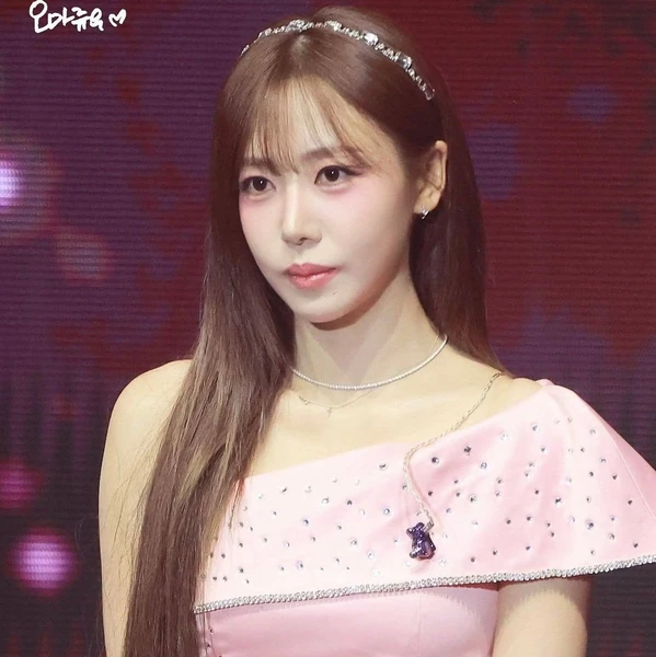 Top Photo Full of Kim Namjoo (Apink) Love