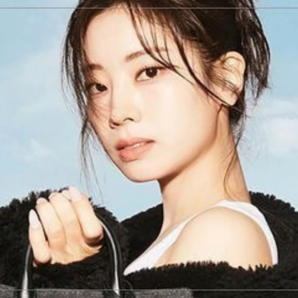 Foto Populer Penuh Cinta untuk Dahyun (TWICE)