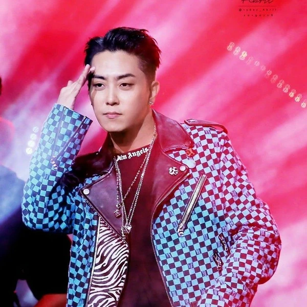 Top Photo Full of Eun Jiwon (SECHSKIES) Love