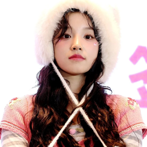 오늘 가장 사랑받은 우기 (아이들)의 모습