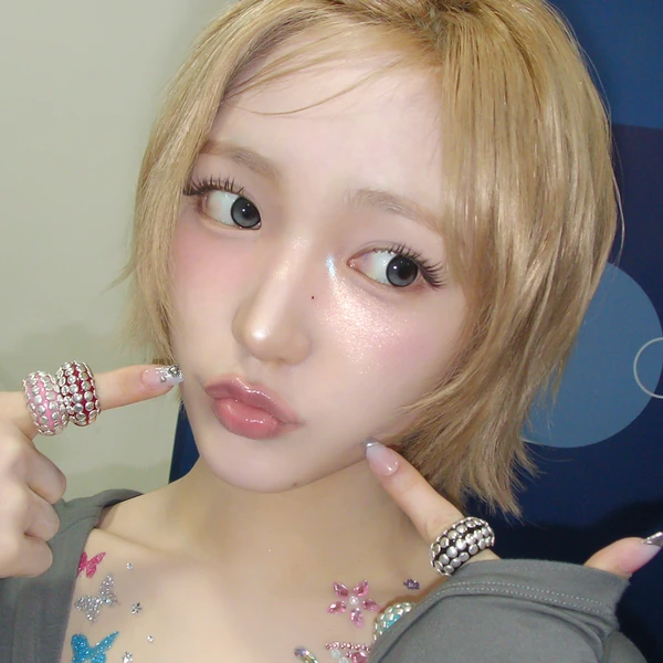 Today's Most Loved JIYU (KiiiKiii)