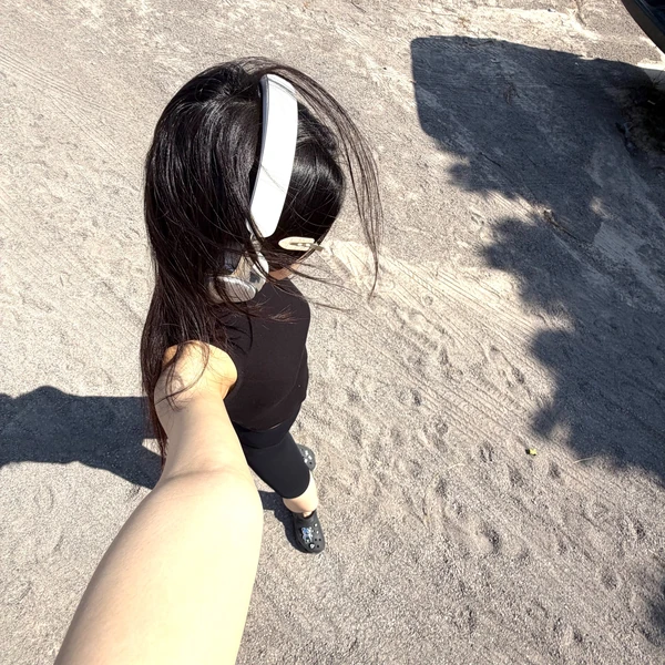 Today's Most Loved KYA (KiiiKiii)