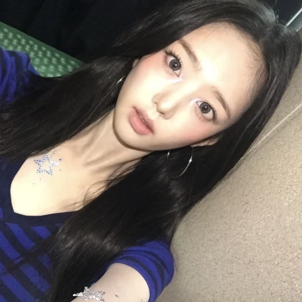 Popular profile image of LEESOL (KiiiKiii) selected by votes