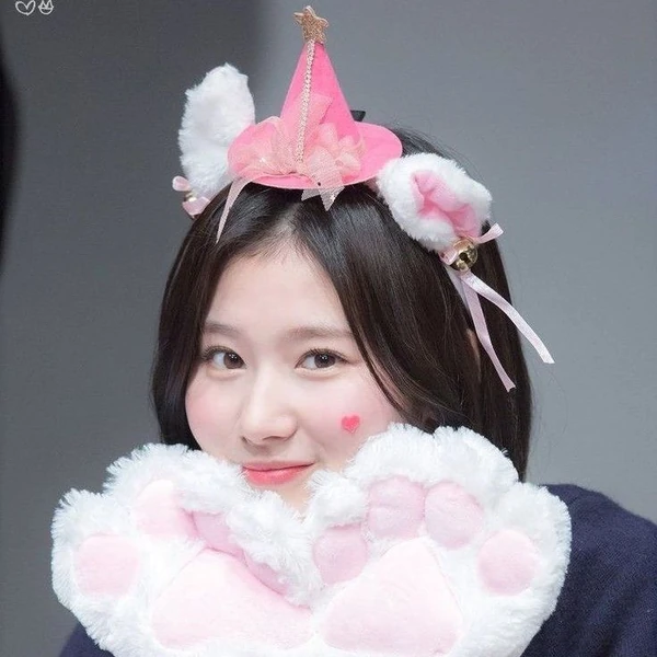 充滿粉絲愛意的Sana (TWICE)人氣照片