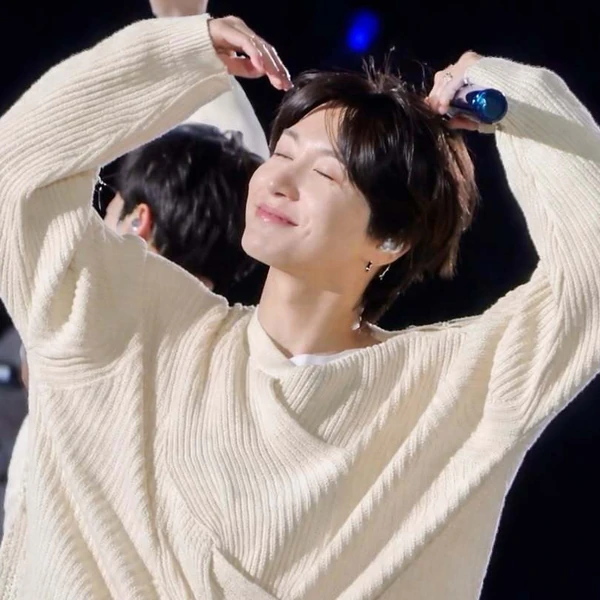 Today's Most Loved Leeteuk (Super Junior)