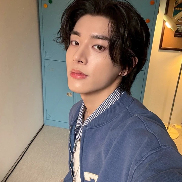 Today's Most Loved Jake (ENHYPEN)