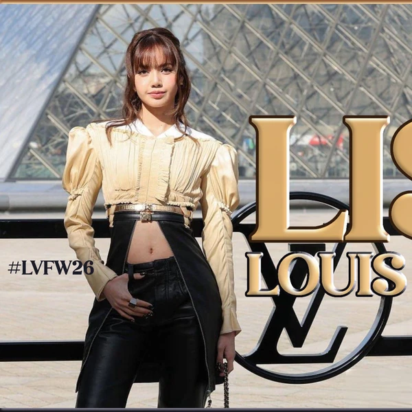 오늘 가장 사랑받은 리사 (BLACKPINK)의 모습