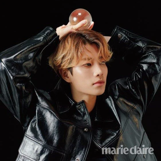 Top Photo Full of MJ (ASTRO) Love