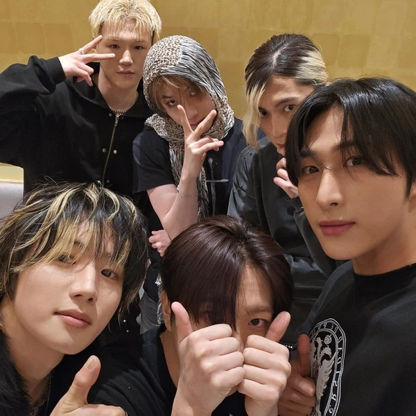 Today's Most Loved JUST B