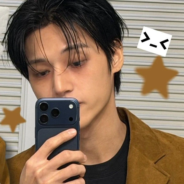 우영 (에이티즈) 팬심 가득한 인기 사진