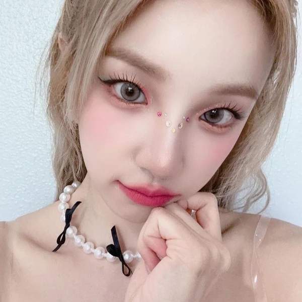 今天最受喜爱的雨琦 (i-dle)