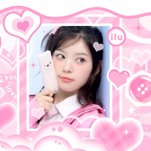 Foto Populer Penuh Cinta untuk Moka (ILLIT)