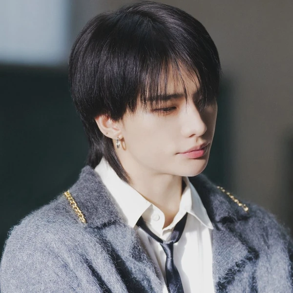 Signature photo of Hyunjin (Stray Kids) capturing their charm