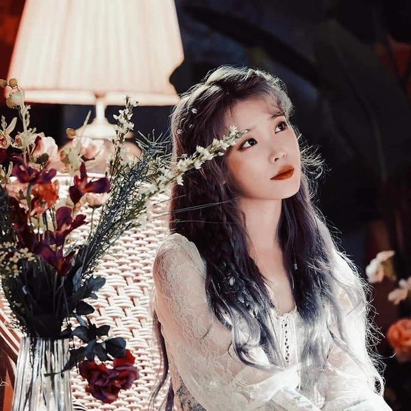 IUへの愛が詰まった人気写真