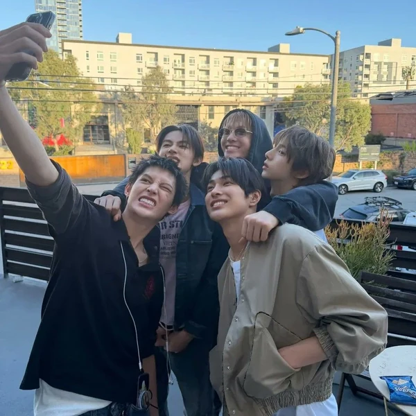 Top Photo Full of CORTIS Love