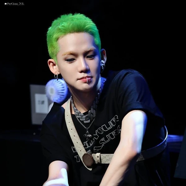 今日最受喜愛的崔玹碩 (TREASURE)