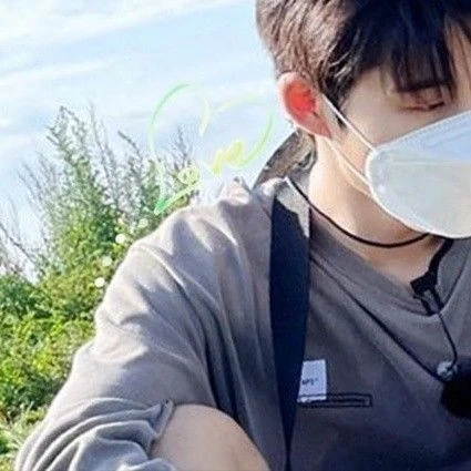 Top Photo Full of B.I Love