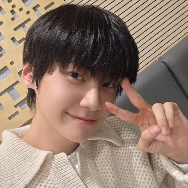 Top Photo Full of Lee Jinhyuk Love