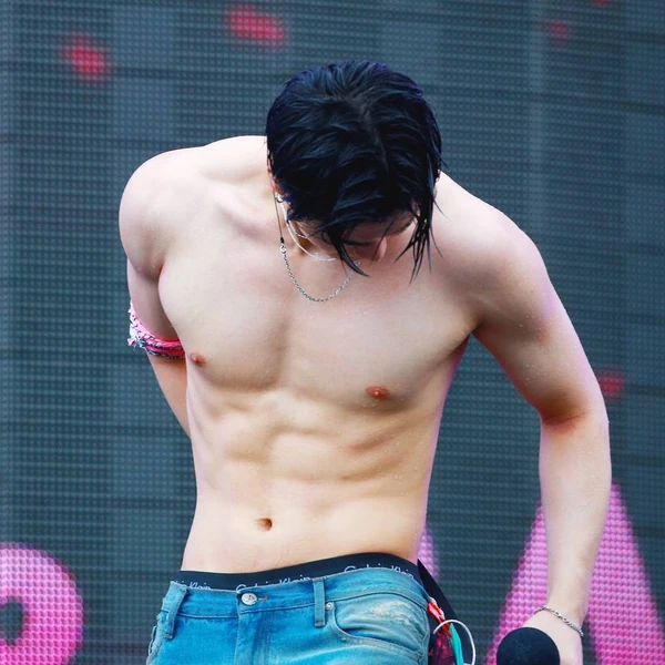 Today's Most Loved Moonbin (ASTRO)