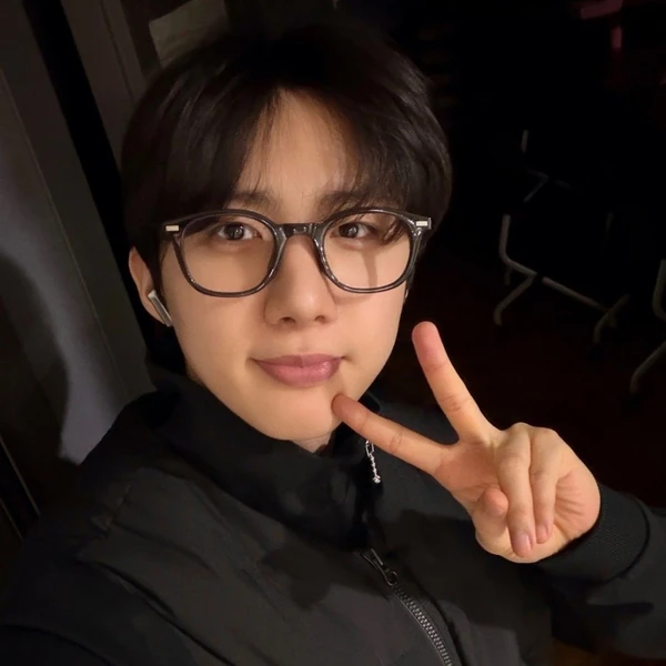 Today's Most Loved Hui (PENTAGON)