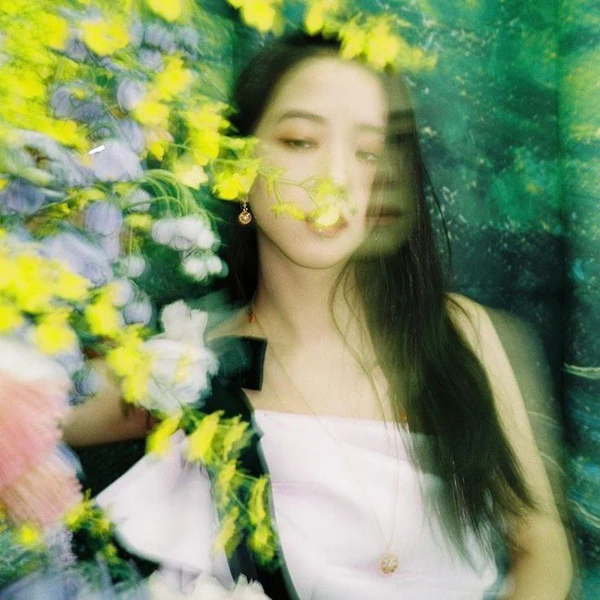 Foto Populer Penuh Cinta untuk Jisoo (BLACKPINK)