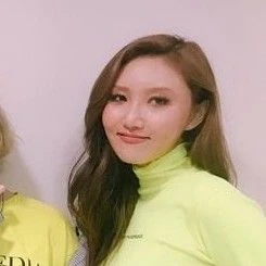 Foto Populer Penuh Cinta untuk MAMAMOO