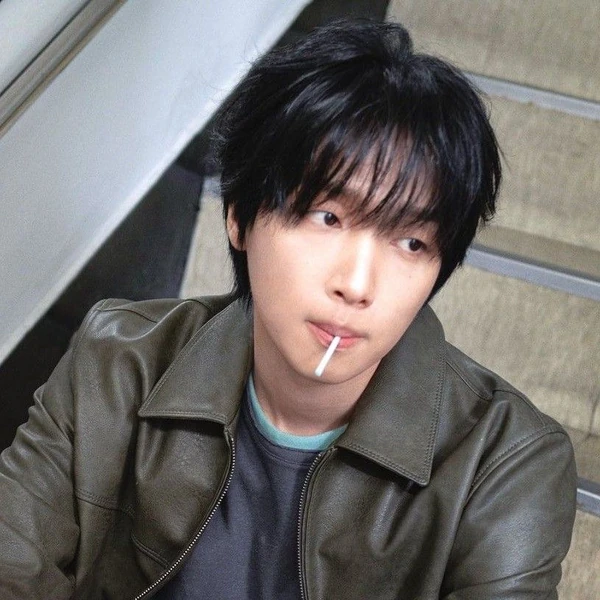 Today's Most Loved Jeong Sewoon