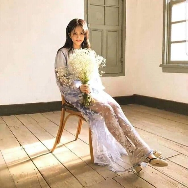 Foto Populer Penuh Cinta untuk Jisoo (BLACKPINK)