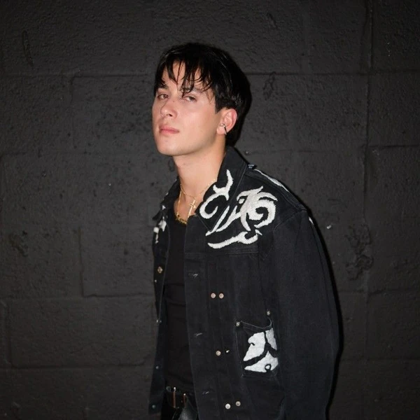 Top Photo Full of Alejandro (SANTOS BRAVOS) Love