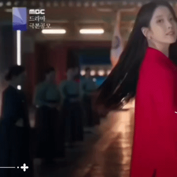 아이유 팬심 가득한 인기 사진