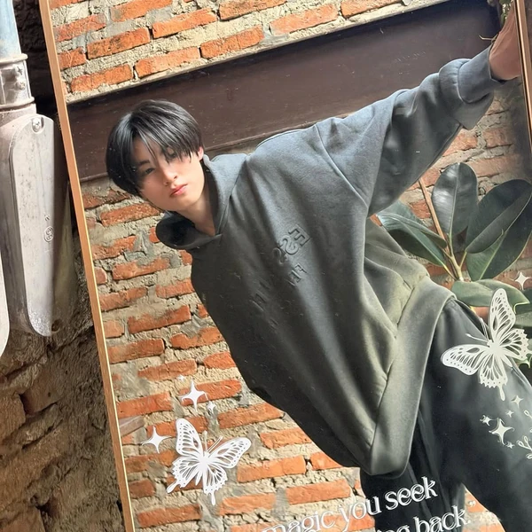 Today's Most Loved Aa (BUS)