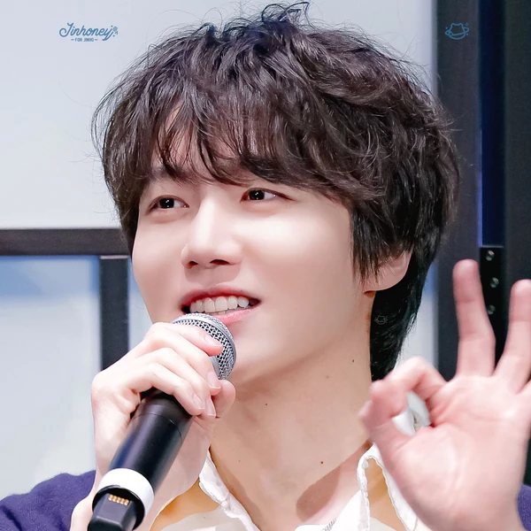 Top Photo Full of Jinho (PENTAGON) Love