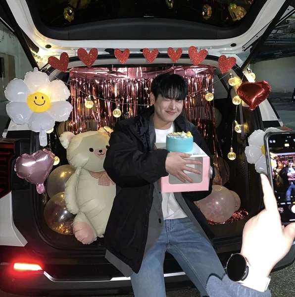 Today's Most Loved Choi Byungchan