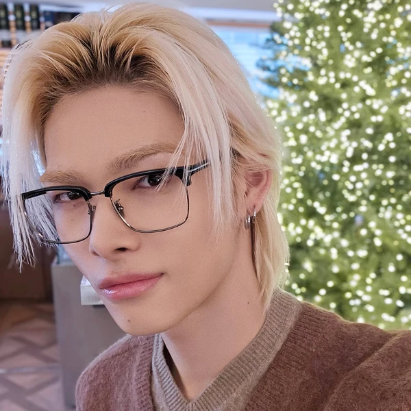 Foto Populer Penuh Cinta untuk NI-KI (ENHYPEN)