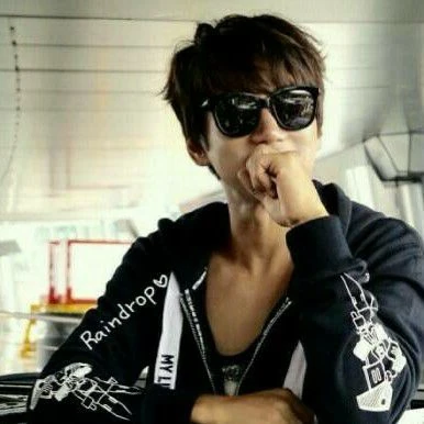 Top Photo Full of Hwang Chiyeol Love