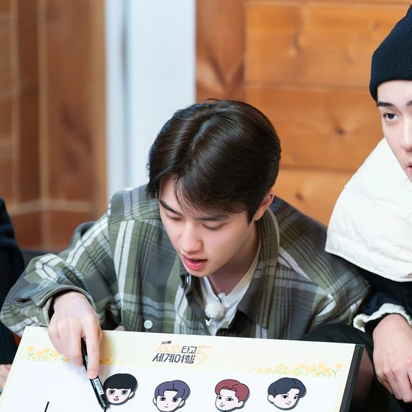 디오 (EXO) 팬심 가득한 인기 사진