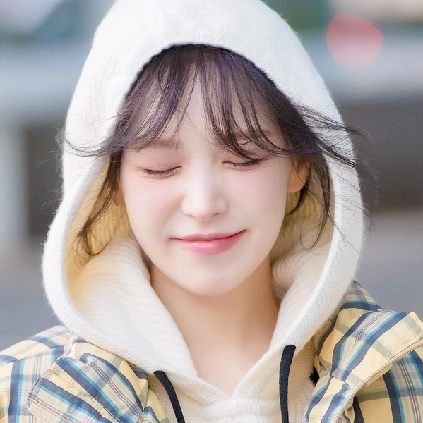 Top Photo Full of Wendy (Red Velvet) Love