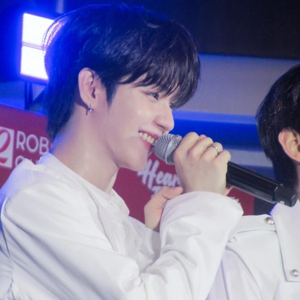 Fans' Pick: Best Moment of JL (AHOF)