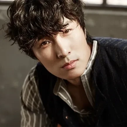 Top Photo Full of Kim Dongwan (SHINHWA) Love