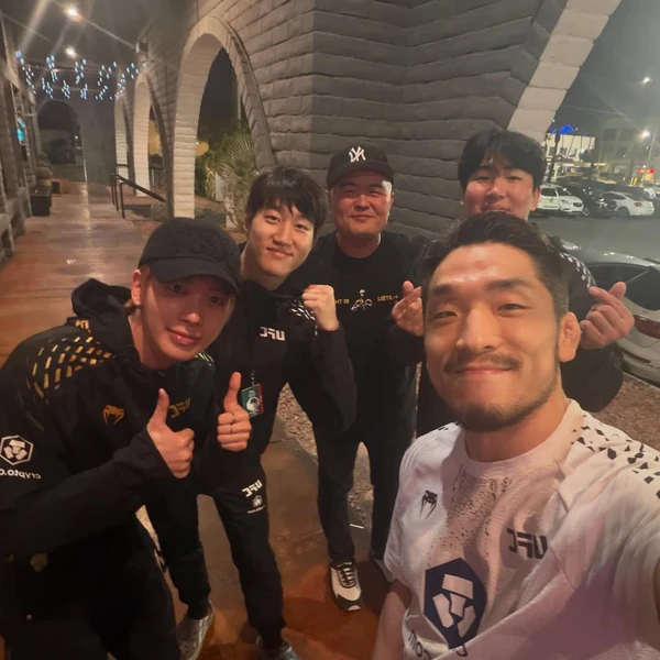 充滿粉絲愛意的太顯 (TOMORROW X TOGETHER)人氣照片