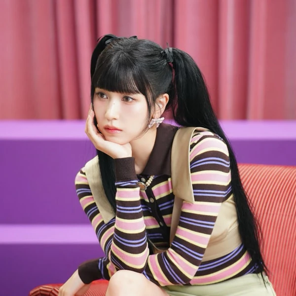 今天最受喜爱的Mina (TWICE)